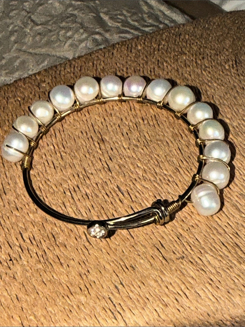 Pearl Beaded Bracelet in White & Gold